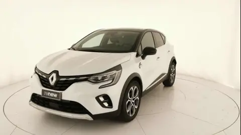 Used RENAULT CAPTUR Hybrid 2021 Ad 