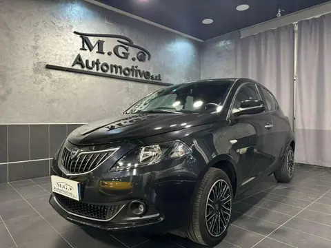 Used LANCIA YPSILON Hybrid 2022 Ad 