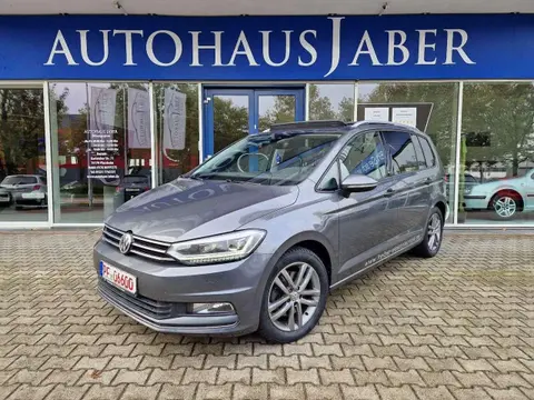 Used VOLKSWAGEN TOURAN Diesel 2017 Ad 