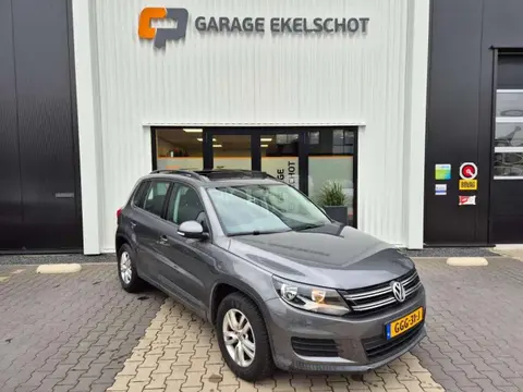 Used VOLKSWAGEN TIGUAN Petrol 2015 Ad 