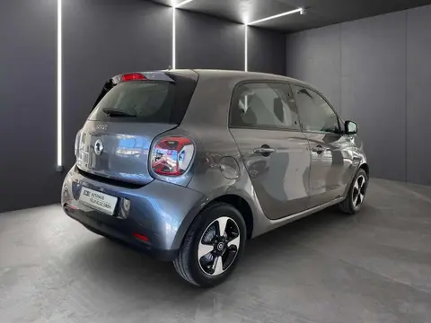 Used SMART FORFOUR Electric 2019 Ad 