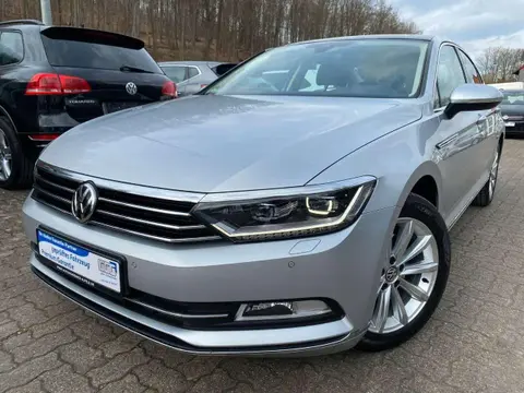 Used VOLKSWAGEN PASSAT Petrol 2018 Ad 