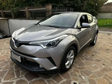 Annonce TOYOTA C-HR Hybride 2019 d'occasion 