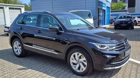 Used VOLKSWAGEN TIGUAN Petrol 2022 Ad 