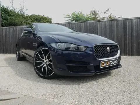 Annonce JAGUAR XE Essence 2016 d'occasion 