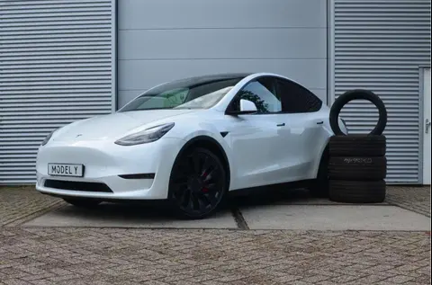 Used TESLA MODEL Y Electric 2022 Ad 