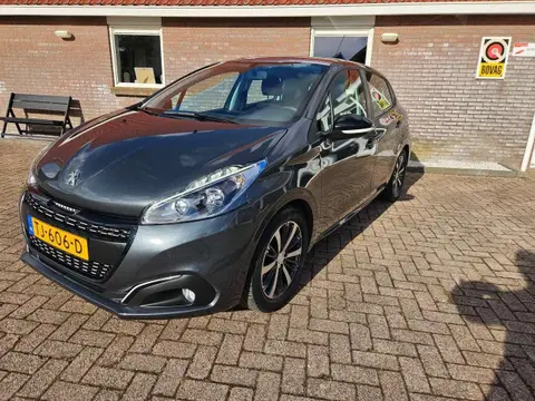 Used PEUGEOT 208 Petrol 2017 Ad 