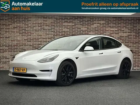 Used TESLA MODEL 3 Electric 2023 Ad 