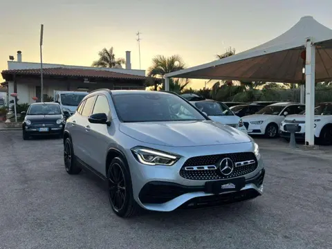 Annonce MERCEDES-BENZ CLASSE GLA Diesel 2020 d'occasion 