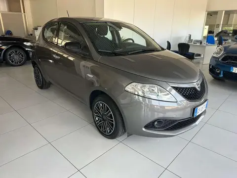 Annonce LANCIA YPSILON Hybride 2021 d'occasion 