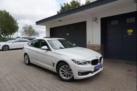 Used BMW SERIE 3 Petrol 2018 Ad 