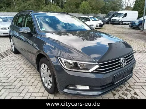 Used VOLKSWAGEN PASSAT Petrol 2018 Ad 