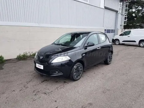 Used LANCIA YPSILON Hybrid 2024 Ad 