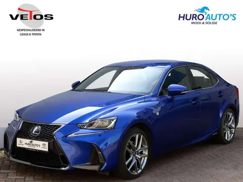 Used LEXUS IS Hybrid 2017 Ad 