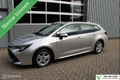 Used TOYOTA COROLLA Hybrid 2022 Ad 