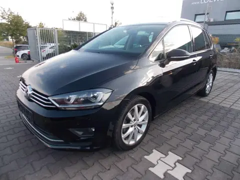 Used VOLKSWAGEN GOLF Petrol 2015 Ad 