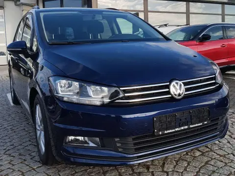 Used VOLKSWAGEN TOURAN Diesel 2015 Ad 