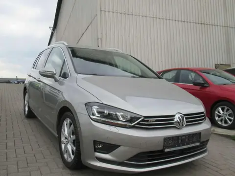 Used VOLKSWAGEN GOLF Petrol 2017 Ad 