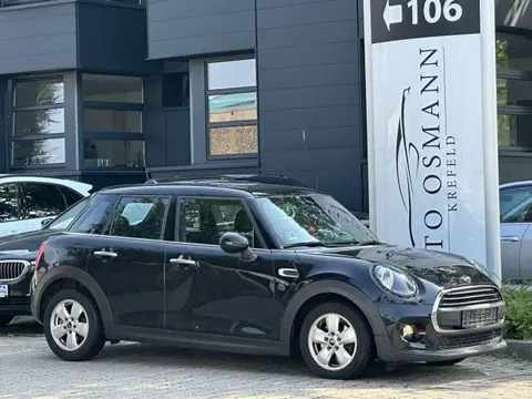 Used MINI ONE Petrol 2018 Ad 