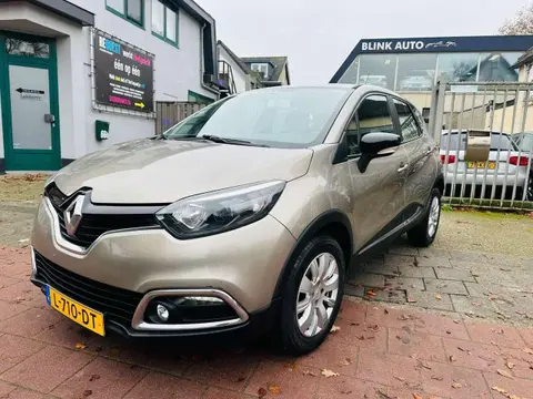 Used RENAULT CAPTUR Petrol 2015 Ad 