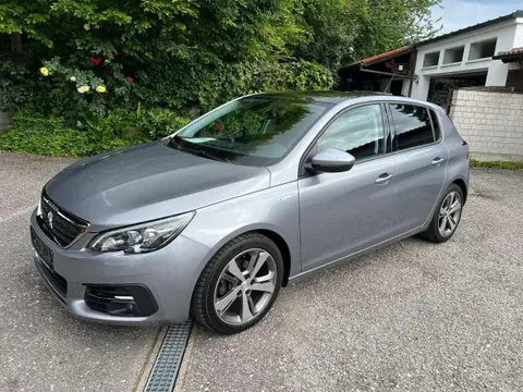 Used PEUGEOT 308 Petrol 2018 Ad Germany