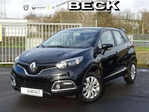 Used RENAULT CAPTUR Petrol 2016 Ad 