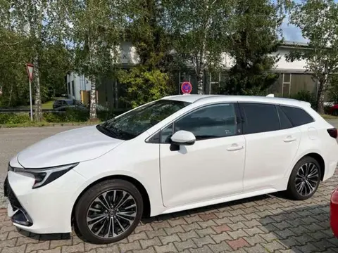 Used TOYOTA COROLLA Hybrid 2023 Ad 