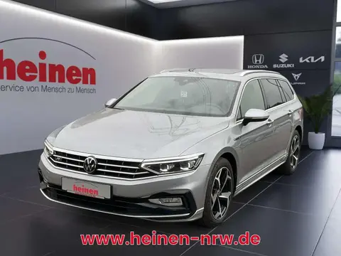 Used VOLKSWAGEN PASSAT Petrol 2022 Ad 