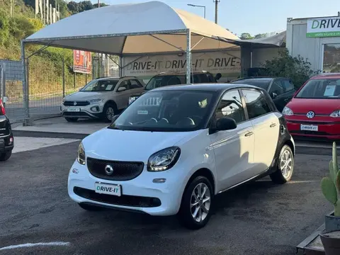 Annonce SMART FORFOUR Essence 2016 d'occasion 