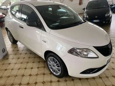 Used LANCIA YPSILON Hybrid 2021 Ad 