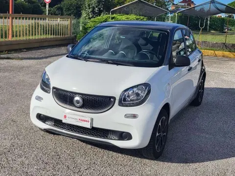 Annonce SMART FORFOUR Essence 2017 d'occasion 