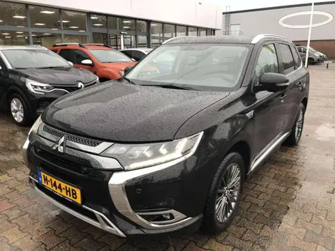 Used MITSUBISHI OUTLANDER Hybrid 2020 Ad 