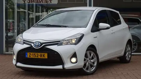 Used TOYOTA YARIS Hybrid 2014 Ad 