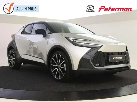 Used TOYOTA C-HR Hybrid 2023 Ad 