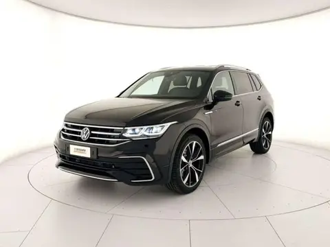 Used VOLKSWAGEN TIGUAN Diesel 2024 Ad 