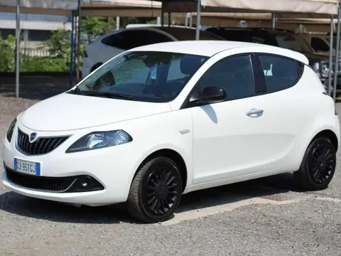 Used LANCIA YPSILON Hybrid 2022 Ad 