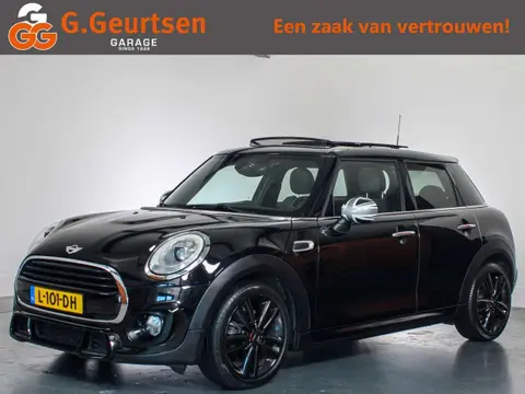 Used MINI COOPER Petrol 2015 Ad 