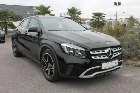 Annonce MERCEDES-BENZ CLASSE GLA Essence 2019 d'occasion 