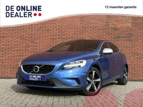 Annonce VOLVO V40 Essence 2019 d'occasion 