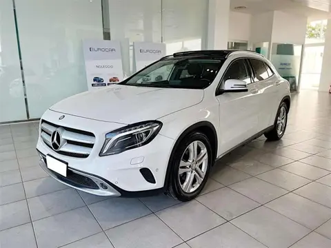 Annonce MERCEDES-BENZ CLASSE GLA Diesel 2015 d'occasion 