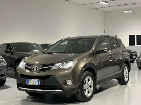 Annonce TOYOTA RAV4 Diesel 2015 d'occasion 