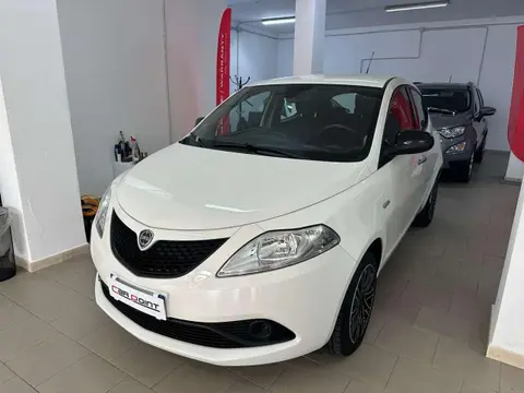 Annonce LANCIA YPSILON Essence 2018 d'occasion 