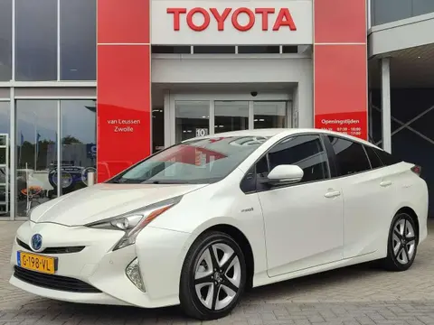 Used TOYOTA PRIUS Hybrid 2017 Ad 