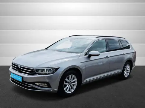 Used VOLKSWAGEN PASSAT Petrol 2023 Ad 