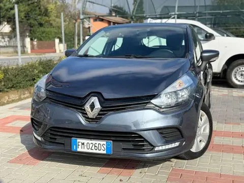 Used RENAULT CLIO Petrol 2017 Ad 