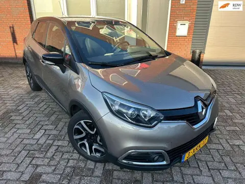 Used RENAULT CAPTUR Petrol 2014 Ad 