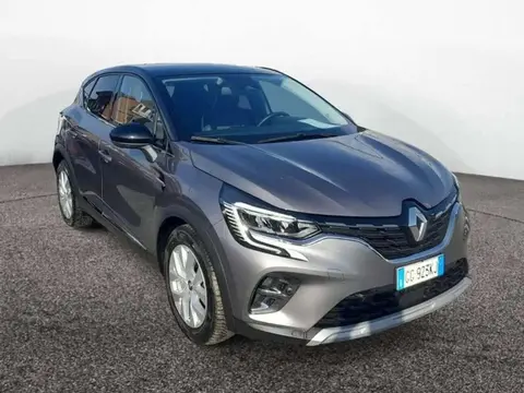 Used RENAULT CAPTUR Hybrid 2021 Ad 