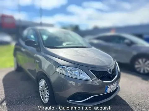 Annonce LANCIA YPSILON Essence 2017 d'occasion 