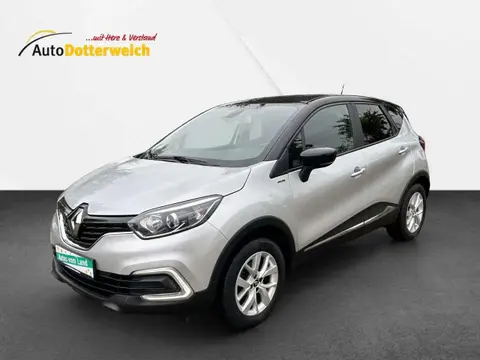 Annonce RENAULT CAPTUR Essence 2018 d'occasion Allemagne