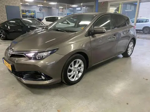 Used TOYOTA AURIS Hybrid 2017 Ad 